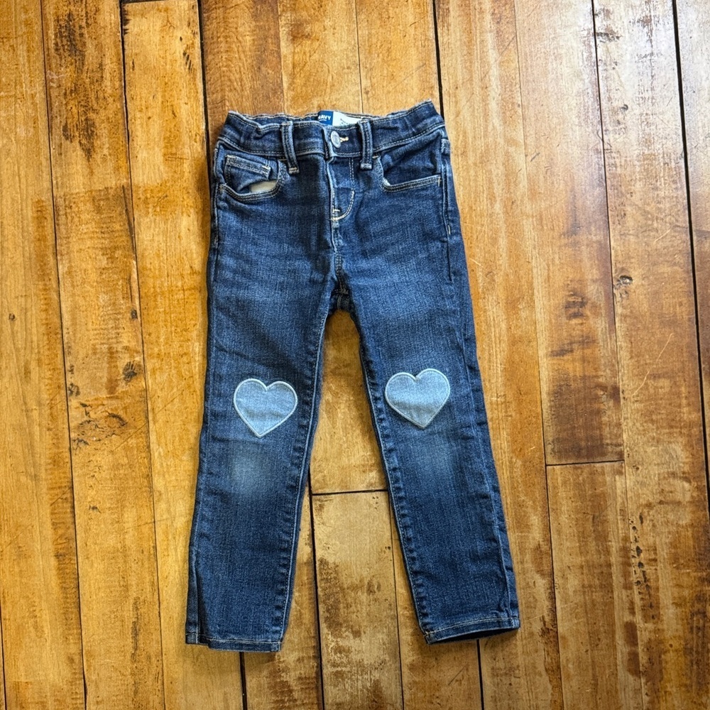 Old Navy Rockstar Jeggings 4T embroidered heart Accents cotton Valentine’s Day